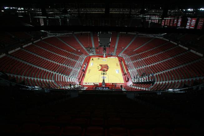 The Thomas & Mack is empty after the UNLV vs Hawaii men's basketball game, Dec. 1, 2012.